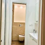 And Spacious Apartment-historic Center アパート *