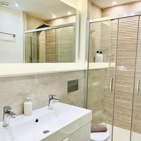 And Spacious Apartment-historic Center * Málaga