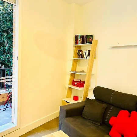And Spacious Apartment-historic Center Apartment *